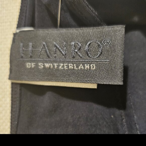 Hanro - Perfectly Nude - Camisole Lingerie - Size Small 34B - Picture 3 of 7